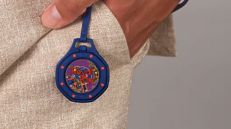 Защо хора по целия свят се бият за джобен часовник на Swatch? 