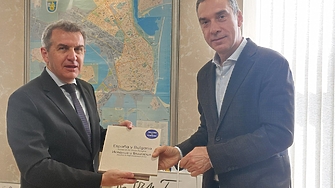 Посланикът на Испания в Бургас: Обсъждат се директни полети и инвестиции