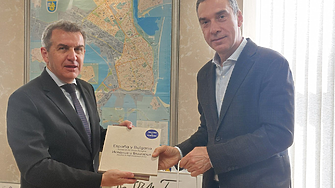 Посланикът на Испания в Бургас: Обсъждат се директни полети и инвестиции