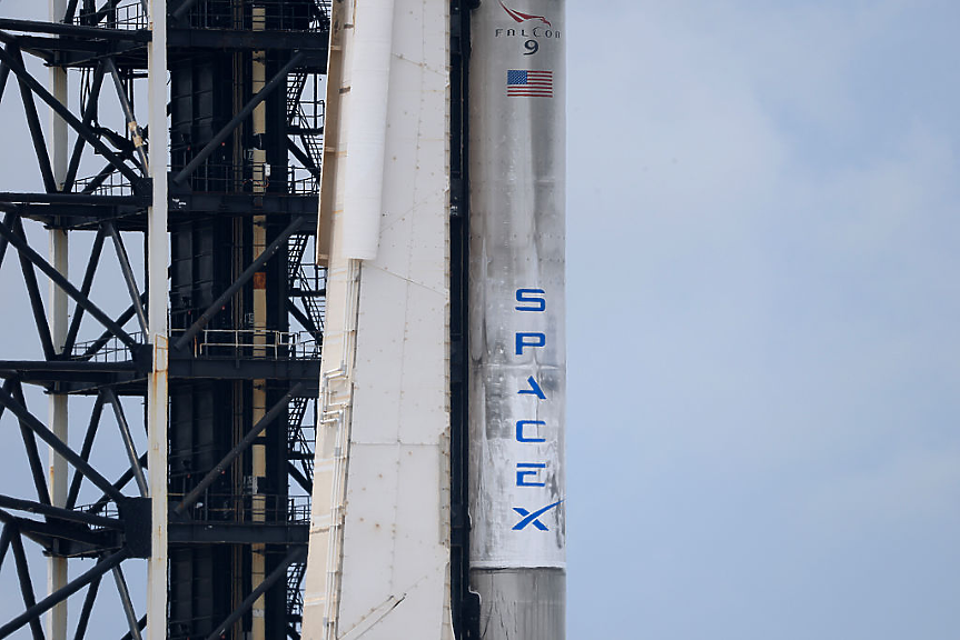 SpaceX готви рекордно IPO: Проспектът излиза до дни