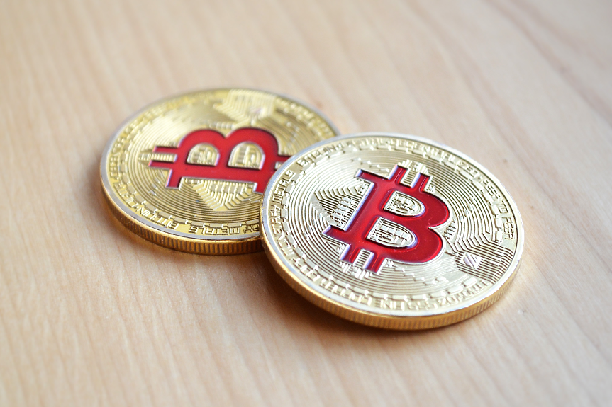 Биткойн надолу с 41% спрямо върха си: Историята, показва какво се случва след това