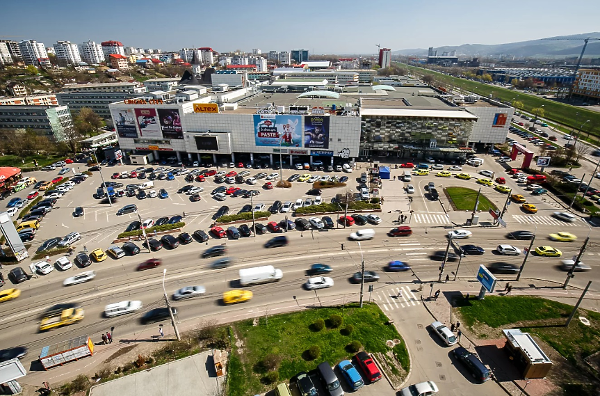 Iulius Mall в Яш; ©IULIUS Company