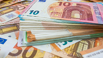 От 1 юли: „Български пощи“ въвеждат такси за обмяната на левове в евро
