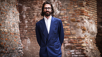 Наследник на Ray-Ban иска с 10 млрд. евро да изкупи дяловете на семейството си