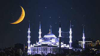 Шест минарета, млад султан и голям скандал – истинската история на Синята джамия