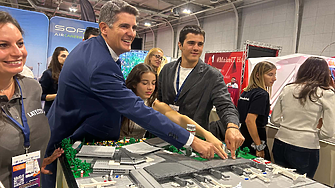 С 10 000 LEGO части показаха как ще изглежда бъдещият Терминал 3 на летището в София