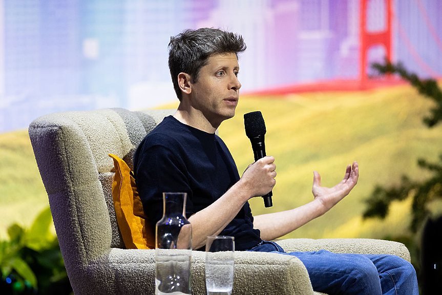 Шефът на OpenAI: Светът има право да се страхува, но трябва да се довери на AI компаниите