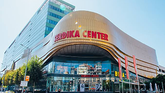Дългоочаквано: Ето кога отваря киното в Сердика Център