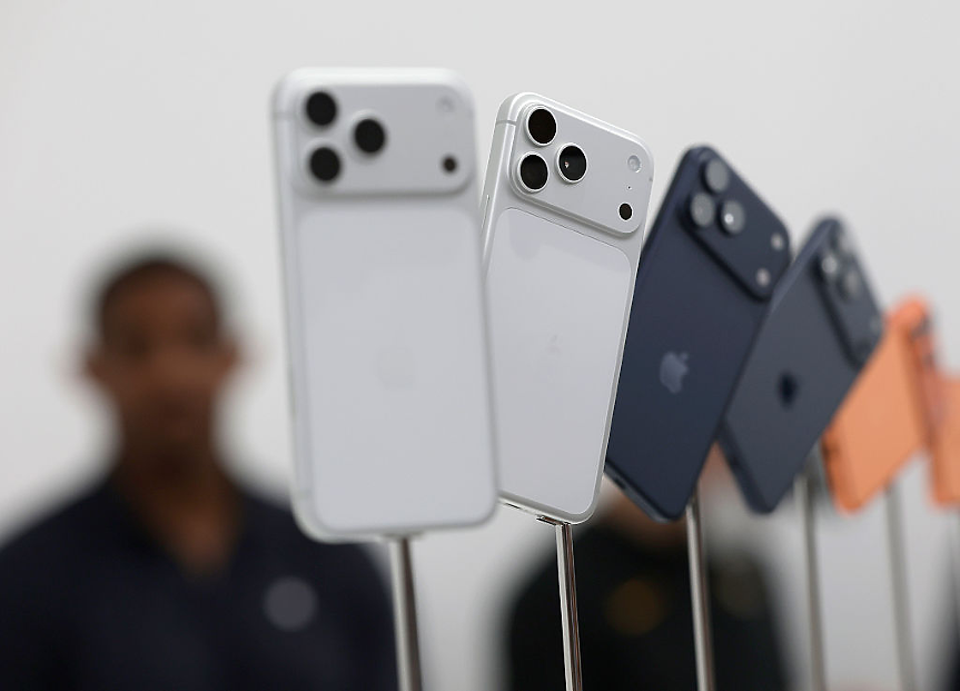 Рекорд за Apple: Пазарната оценка надхвърли 5 трилиона долара